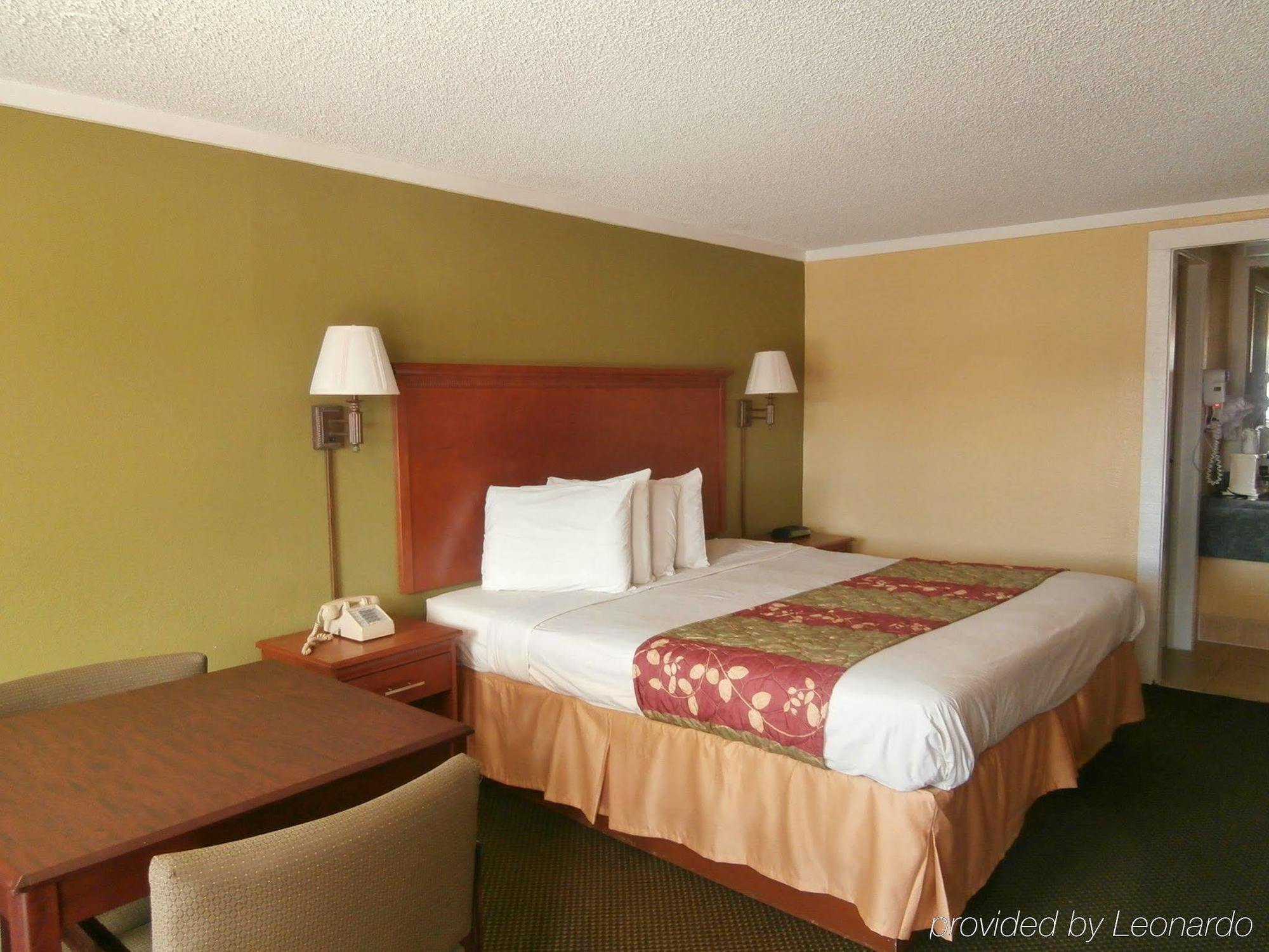 America'S Best Value Inn Conyers Exterior photo